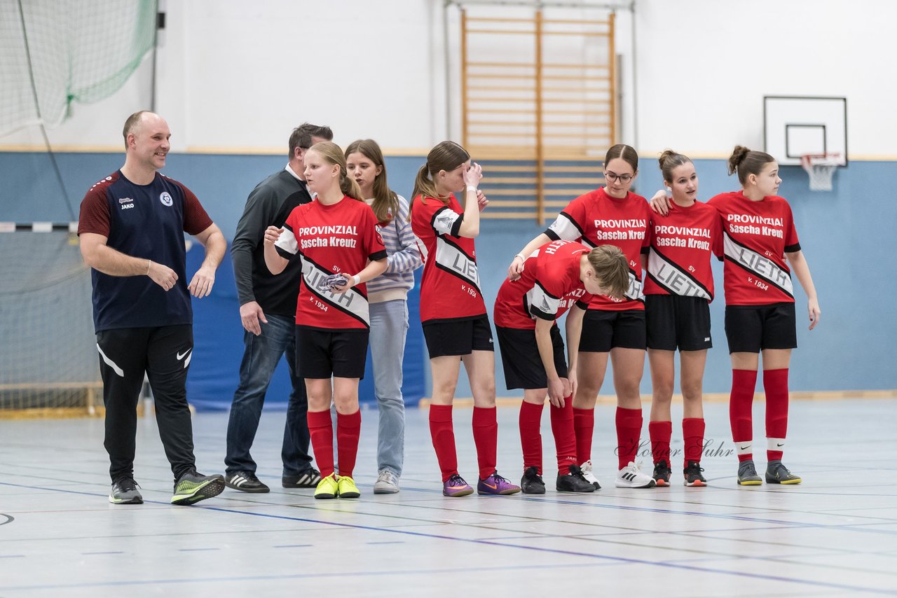 Bild 240 - B-Juniorinnen 2 Loewinnen Cup